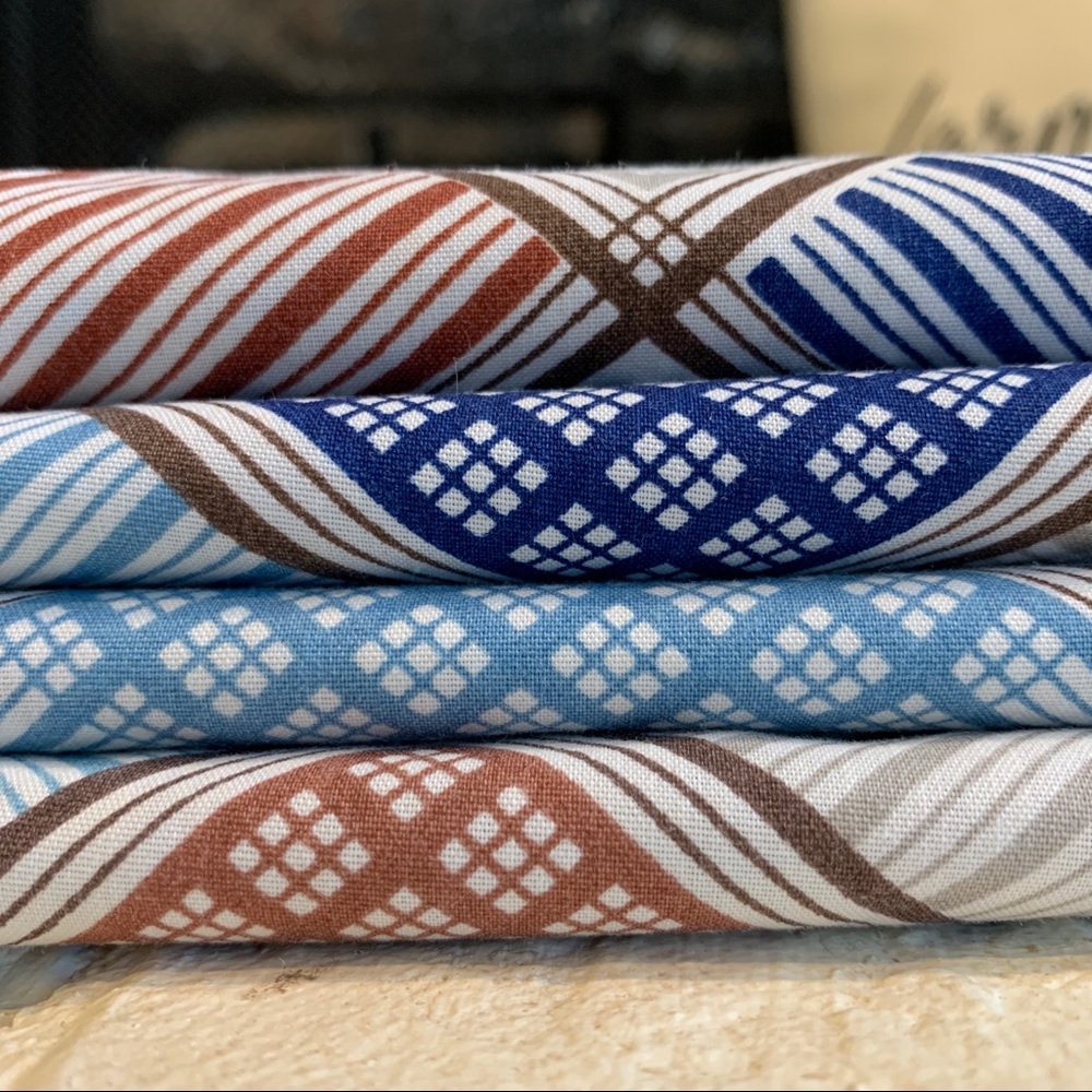 Patterned Curtains - Picture 2 of 3